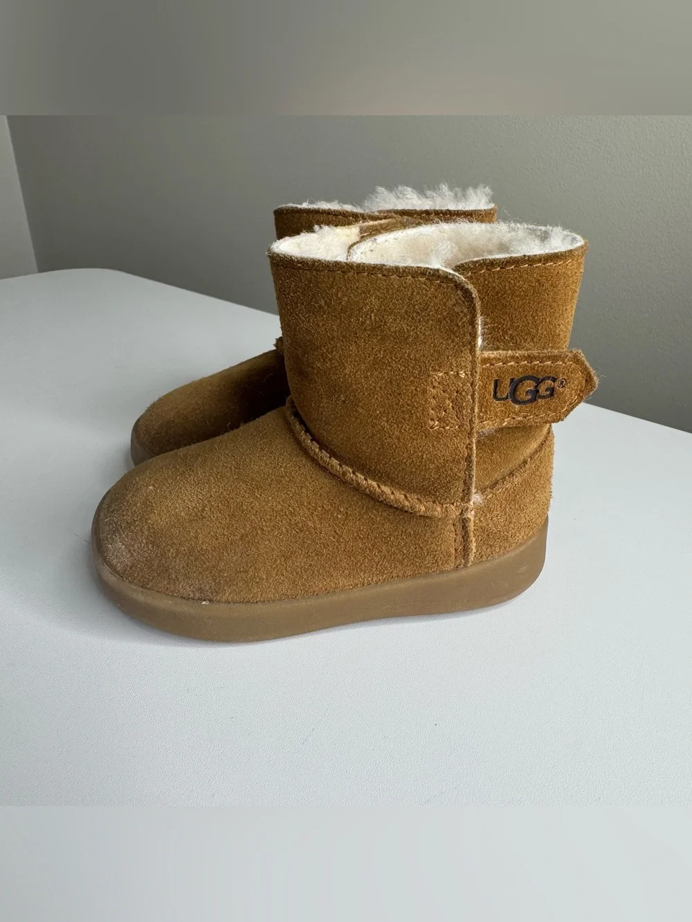 UGG Toddler Tan Suede Shearling Short Boots  Size 4/5